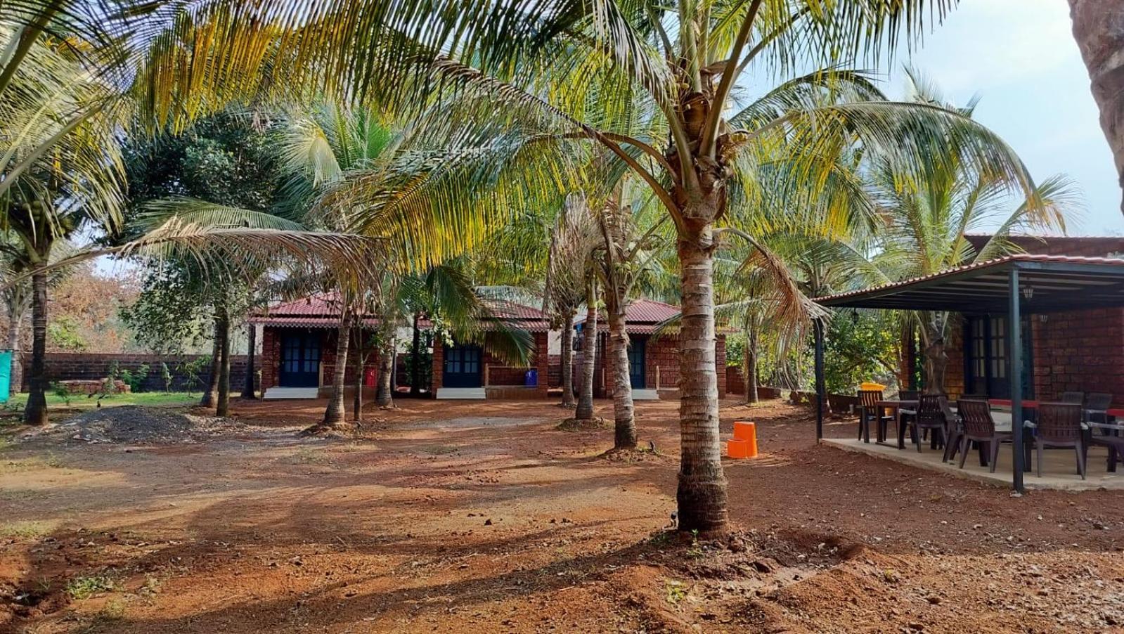 Saka Kadams Home Stay Guhāgar Exteriér fotografie