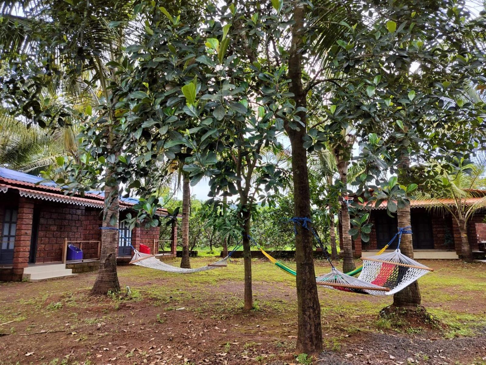 Saka Kadams Home Stay Guhāgar Exteriér fotografie